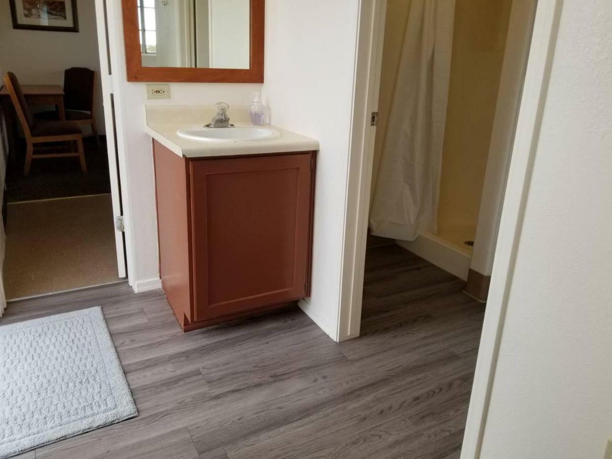 ヴァジェ 072A Affordable Getaway Near South Rim Sleeps 4- No Kitchenetteヴィラ エクステリア 写真