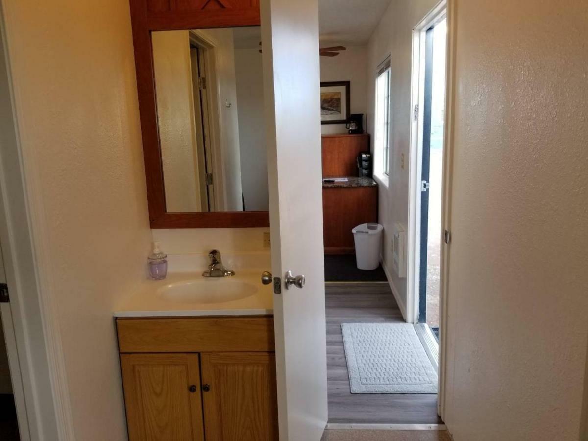 ヴァジェ 072A Affordable Getaway Near South Rim Sleeps 4- No Kitchenetteヴィラ エクステリア 写真
